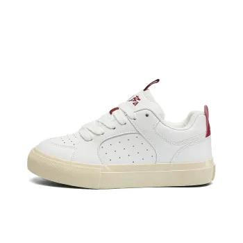 Alan Vincent Slip Resistant Breathable Coverage Low Top Casual Shoes Women's
