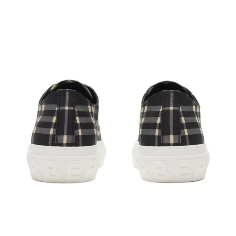Burberry Low-Top Skateboard Shoes Men's Black-3