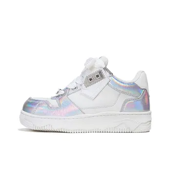 YJ x MKADC Height Increasing Anti Slip And Wear Resistant Low Top Skateboard Shoes Unisex Laser