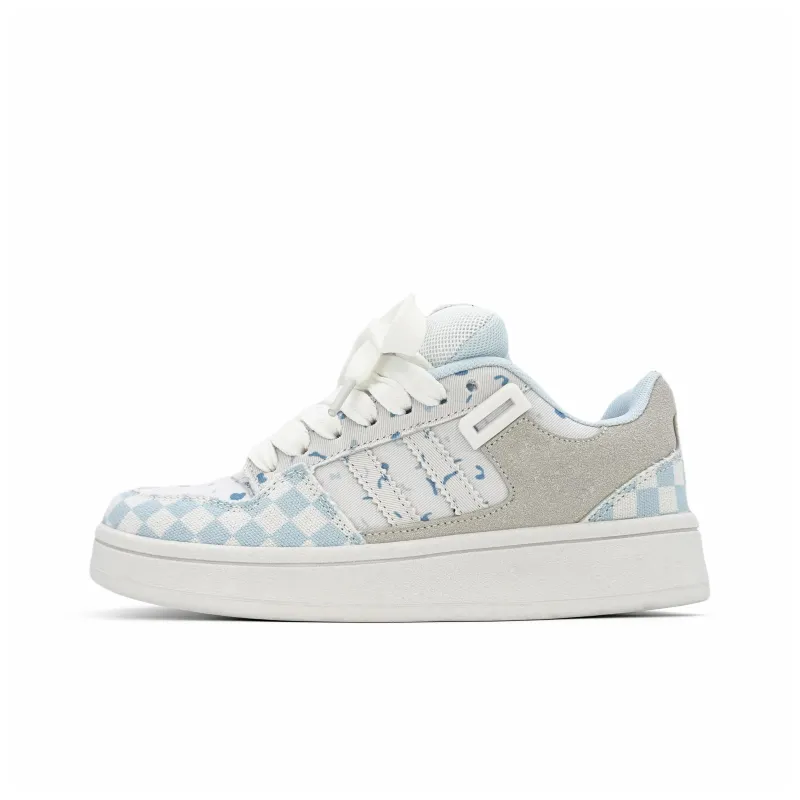 Teddy Bear Collection Coverage Slip Resistant And Abrasion Resistant Low Top Skateboard Shoes Women's Light Blue Gray-1