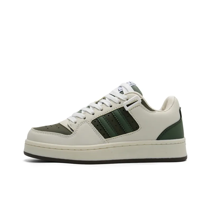 Teddy Bear Collection Coverage Anti Slip And Wear Resistant Low Top Skateboard Shoes Unisex-12
