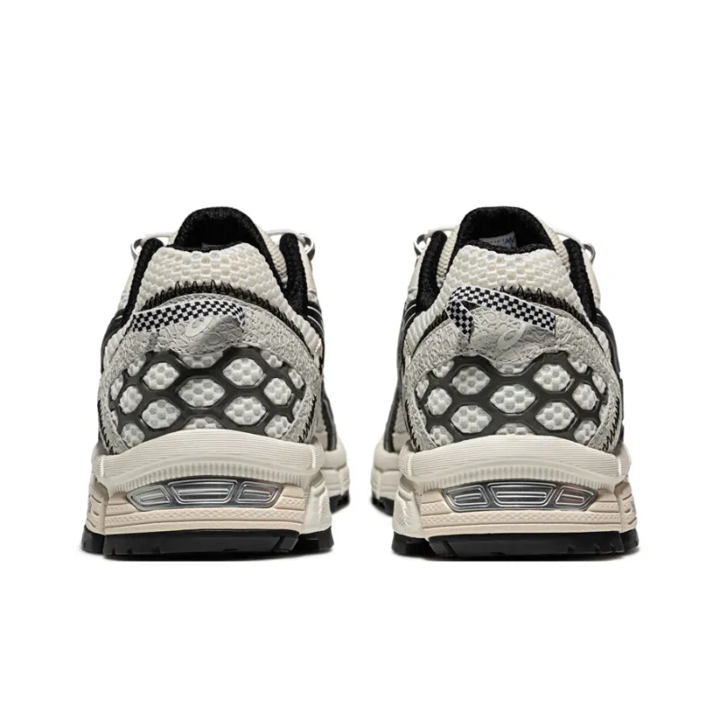 asics original Novablast Tokyo W