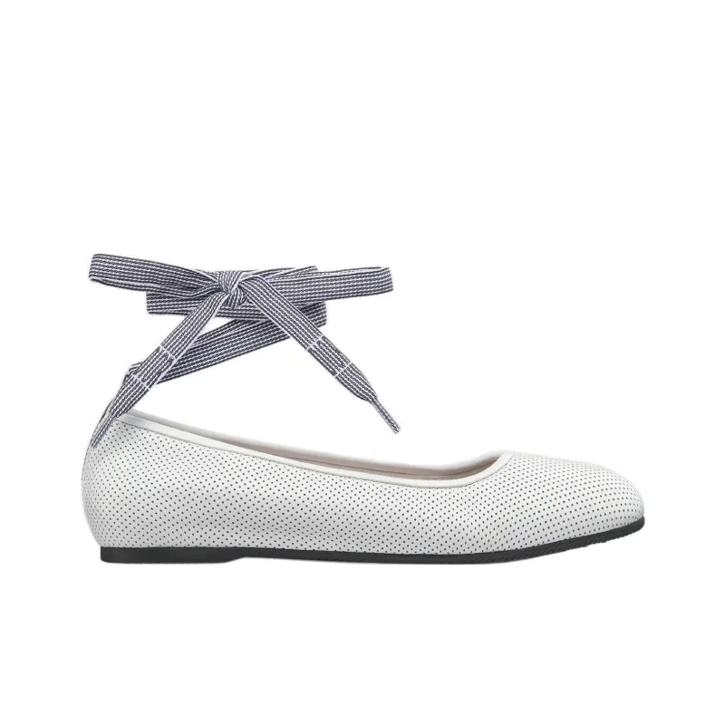 DIOR D Journey 2025 Spring And Summer Apparel Collection Casual Single Shoes Women's White-1