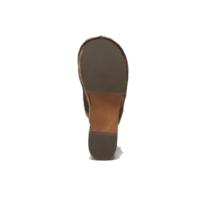 Acne Studios Closed Toe Slippers Women's Brown-3
