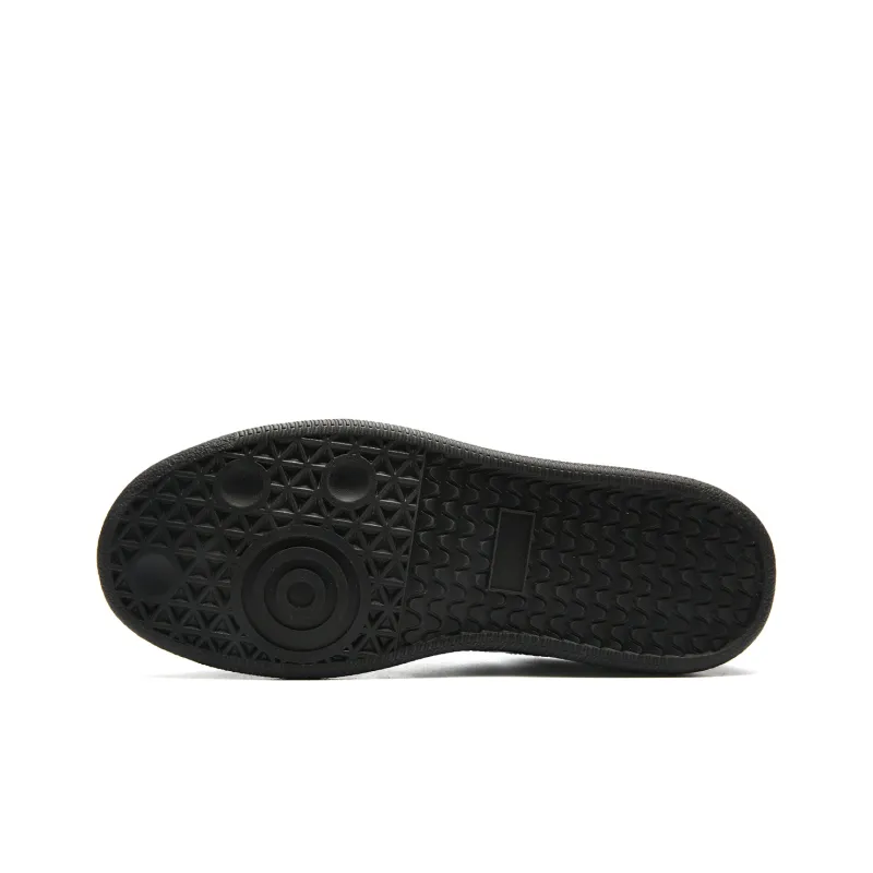 EKM Anti-Slip Wear-Resistant Low-Top Skateboard Shoes Unisex Black Silver-4