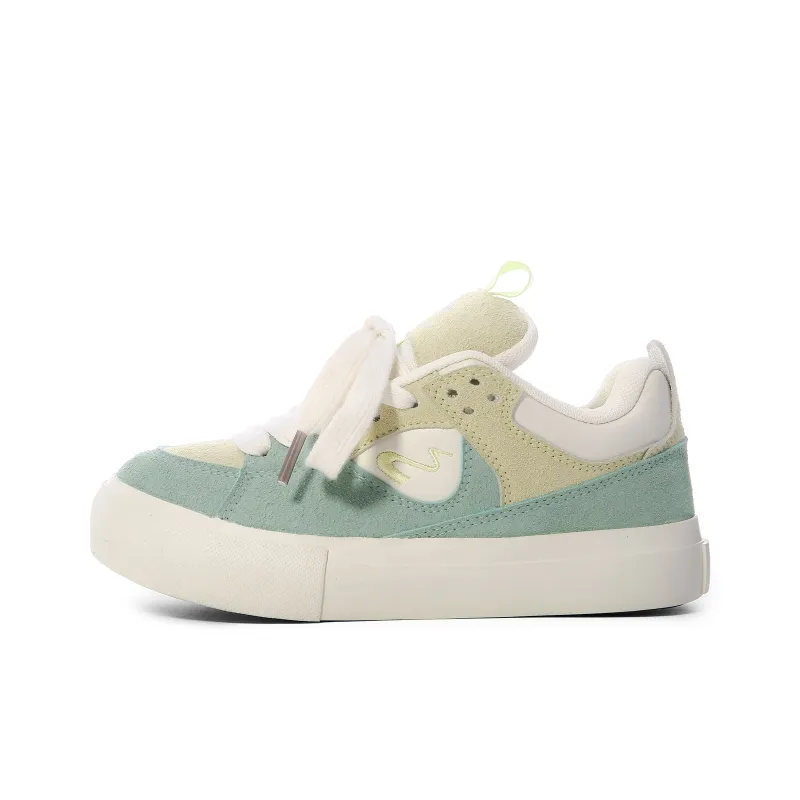 Lovely You Lightweight Wear-Resistant And Slip-Resistant Low-Top Skateboard Shoes Women's-1