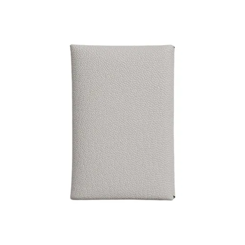 HERMES Calvi Mysore Goat Skin Card Holder Women's 80 Gris Perle Pearl Gray