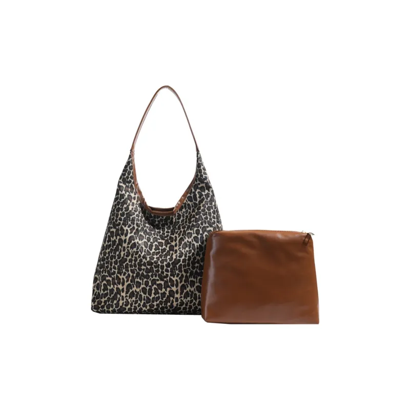 BLAKE FLEETO Fabric Shoulder Bag Regular Women's Multicolor-13