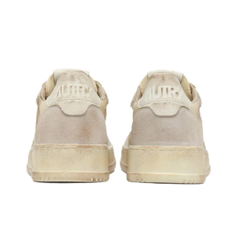 AUTRY Medalist Low-Top Skateboard Shoes Women's Beige-3