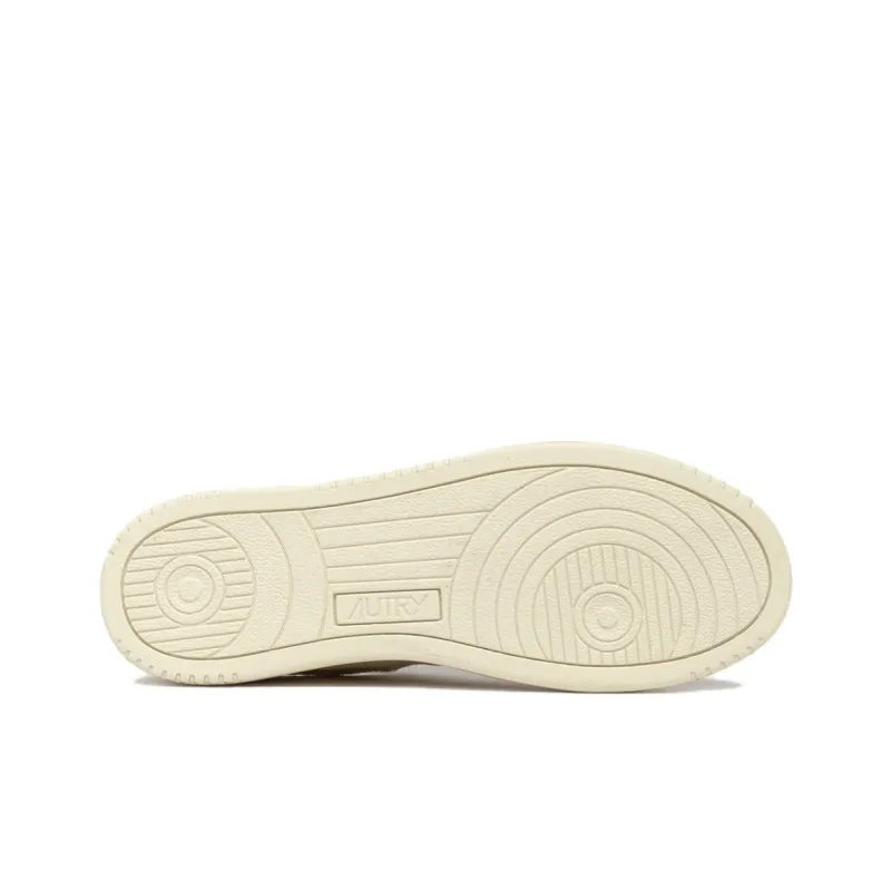 AUTRY Medalist Low-Top Skateboard Shoes Women's Beige-4