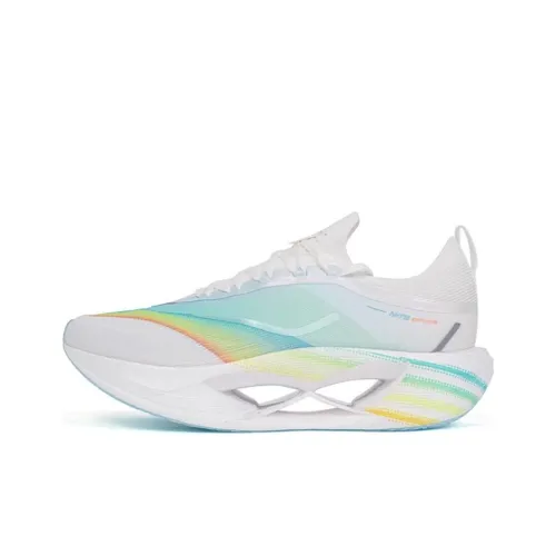 XTEP Wear Resistant Support Cushioning Low Top Long Distance Running Running Shoes Men's White Blue