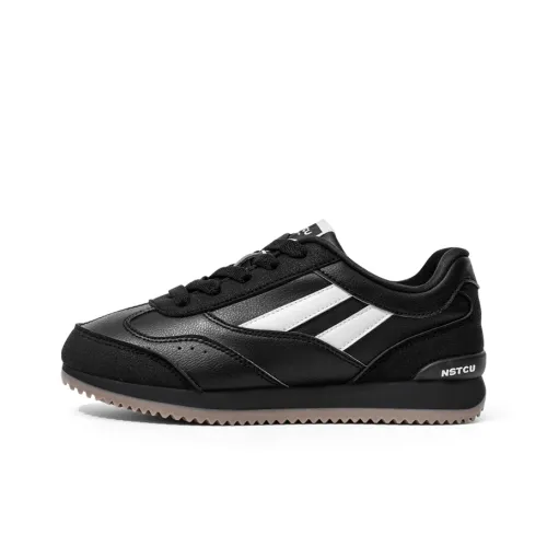 NSTCU Slip Resistant Low Top Casual Shoes Unisex Black