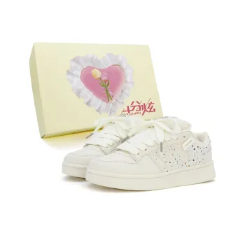 FULLXUAN Slip Resistant Low Top Skateboard Shoes Women's