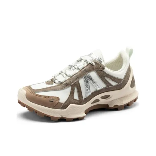 Natacha x Ecco Striding C Low-Top Hiking/Trekking Shoes Women's White Umber
