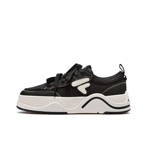 FILA FUSION 50 50 DX II CVS Cushioning Low Top Skateboard Shoes Women
s Black White