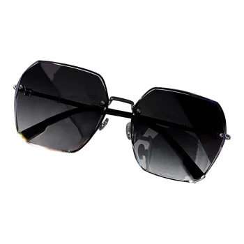 Cranta Komeia Metal PC Irregular Shape Sunglasses Women's