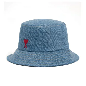AMIPARIS Ami De Coeur Bucket Hat