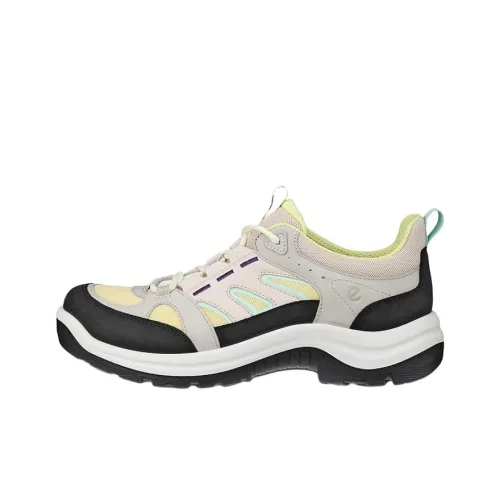Ecco Off road Series Slip Resistant Low Top Hiking Shoes Women's Black Pink