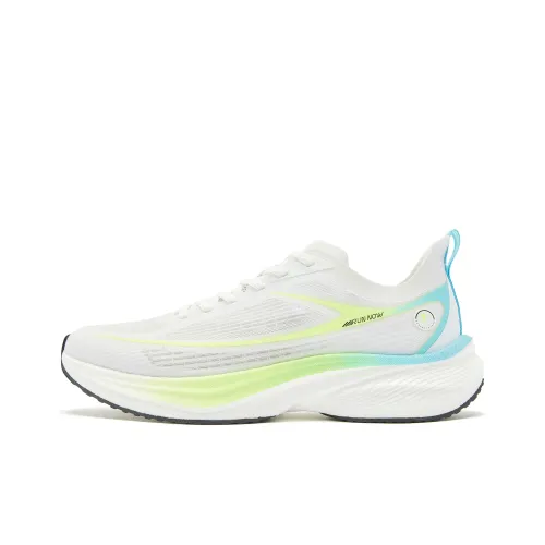 QIAODAN Light Speed 5.0PLUS Cushioned Slip Resistant Abrasion Resistant Low Top Casual Running Shoes Men's White Green