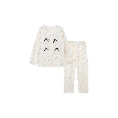 Sleeping Beauty Pajama Set Women's Image Color