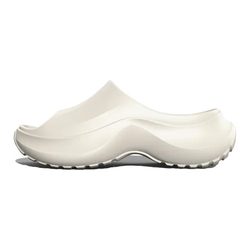 Yi Mo Slippers / Home Slippers