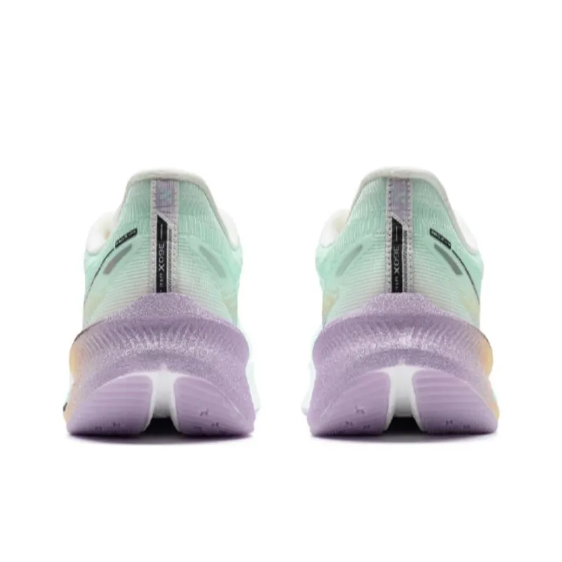XTEP Cushioned Slip-Resistant Abrasion-Resistant Low-Top Sprint Running Shoes Women's White Green-4