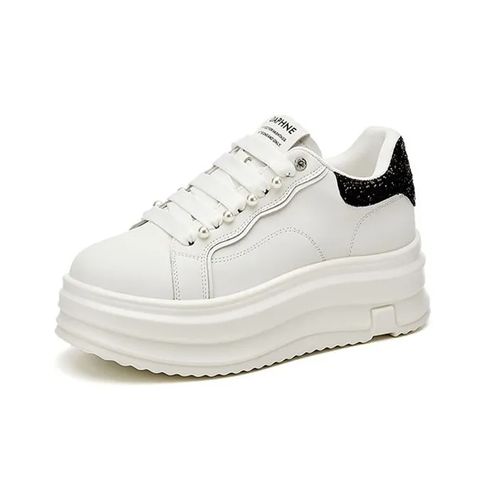 DAPHNE Water-Resistant Low-Top Casual Shoes Women's-1