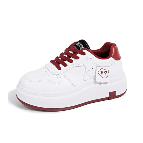 Budding Bear Slip Resistant Low Top Skateboard Shoes Women's