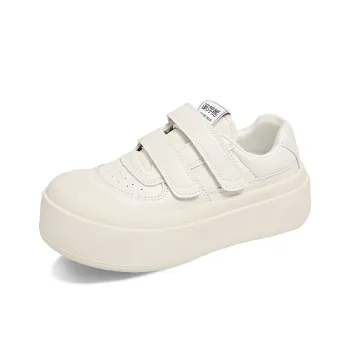 Budding Bear Low-Top Skateboard Shoes Women's