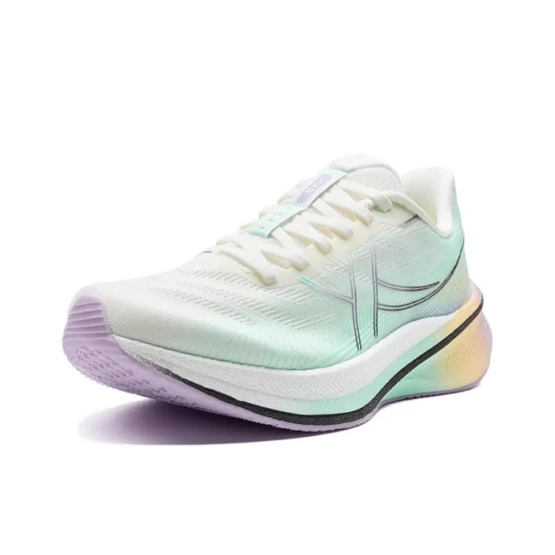 XTEP Cushioned Slip-Resistant Abrasion-Resistant Low-Top Sprint Running Shoes Women's White Green-1