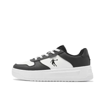 QIAODAN Anti Slip And Wear Resistant Breathable Low Top Skateboard Shoes Women's White Black