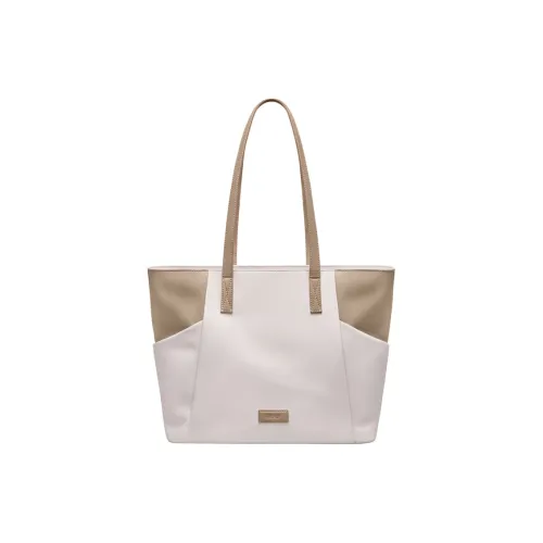 GOLF Fabric, Synthetic Leather Shoulder Bag Women's Creamy Apricot