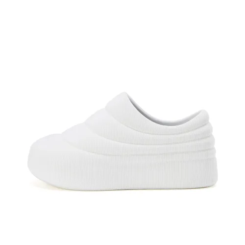 Wayward Souls Anti Slip And Wear Resistant Breathable Low Top Casual Shoes Unisex