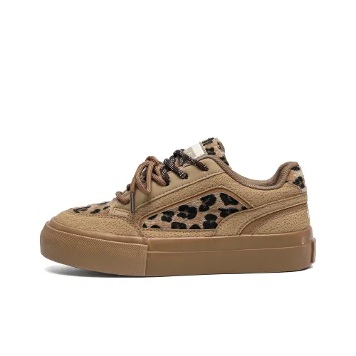 TUOPIN Anti Slip Wear Resistant Low Top Skateboard Shoes Women
s