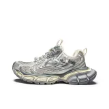 Light Champagne (Distressed)