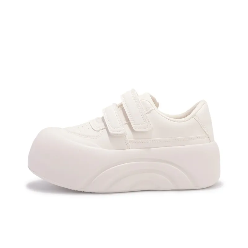 Miss Zhang Low Top Skateboard Shoes Women's Beige-0