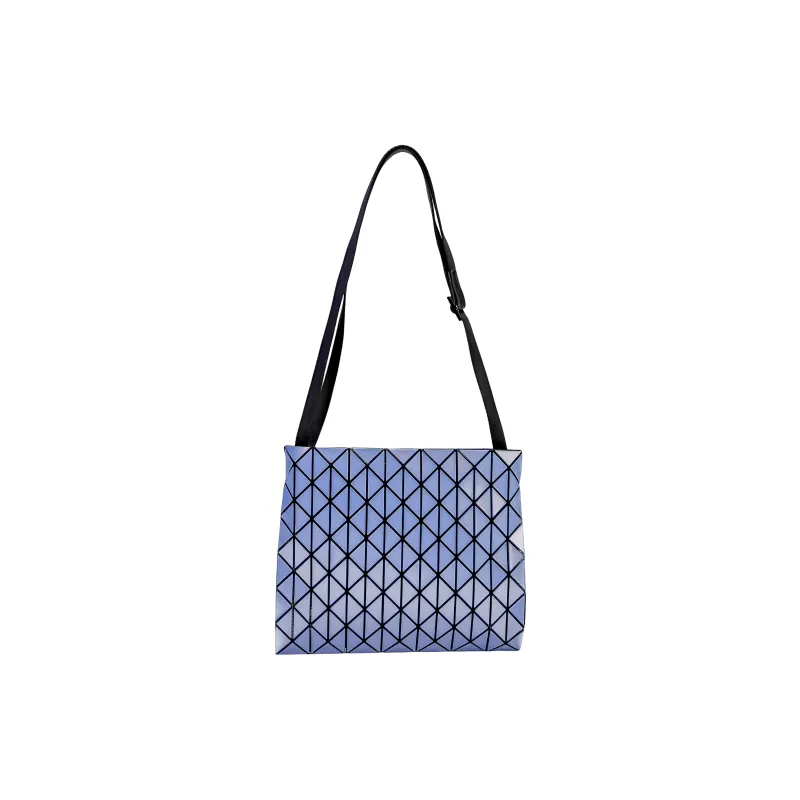 ISSEY MIYAKE Row Metallic Polyvinyl Chloride Shoulder Bag Unisex Light Blue-2