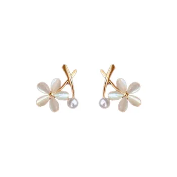 Yiru Glass Cat Eye Stud Earrings Women's