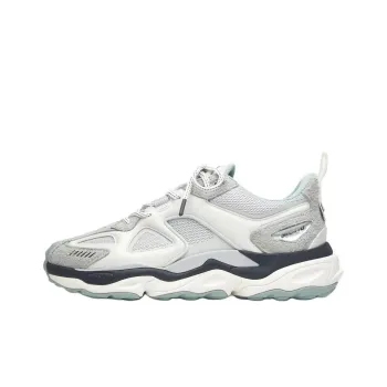Axel Arigato Satellite Runner Sneakers