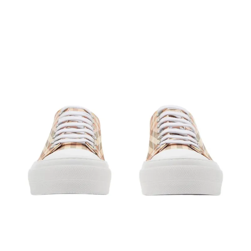 Burberry Low-Top Skateboard Shoes Women's Beige-1