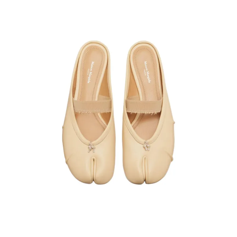 Maison Margiela Tabi Closed Toe Slippers Women's Yellow-3
