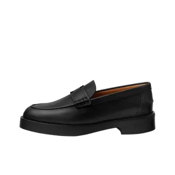 HERMES Hour Loafers Women's Black