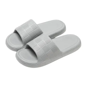 LUNNIFEIYA Slippers / Home Slippers