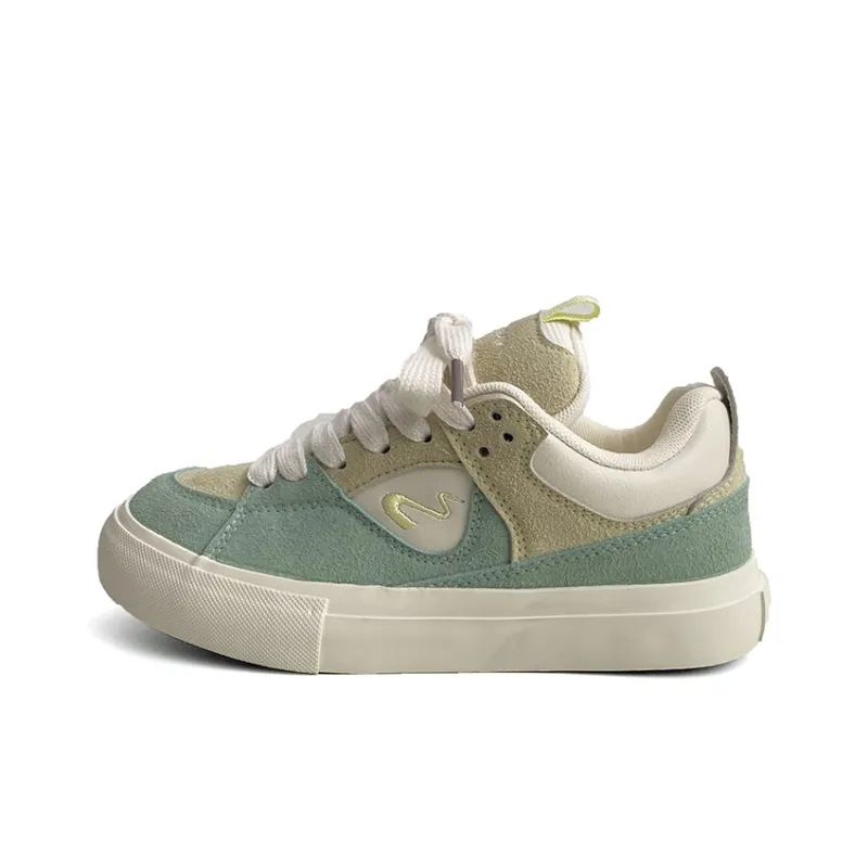 Than Than Me Skateboard Shoes Women's-8