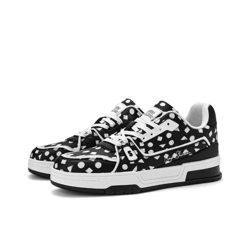 Crayon Shinchan Low-Top Skateboard Shoes Unisex-9