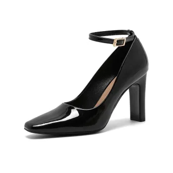 Betu Chunky Heel High Heels Women's Black