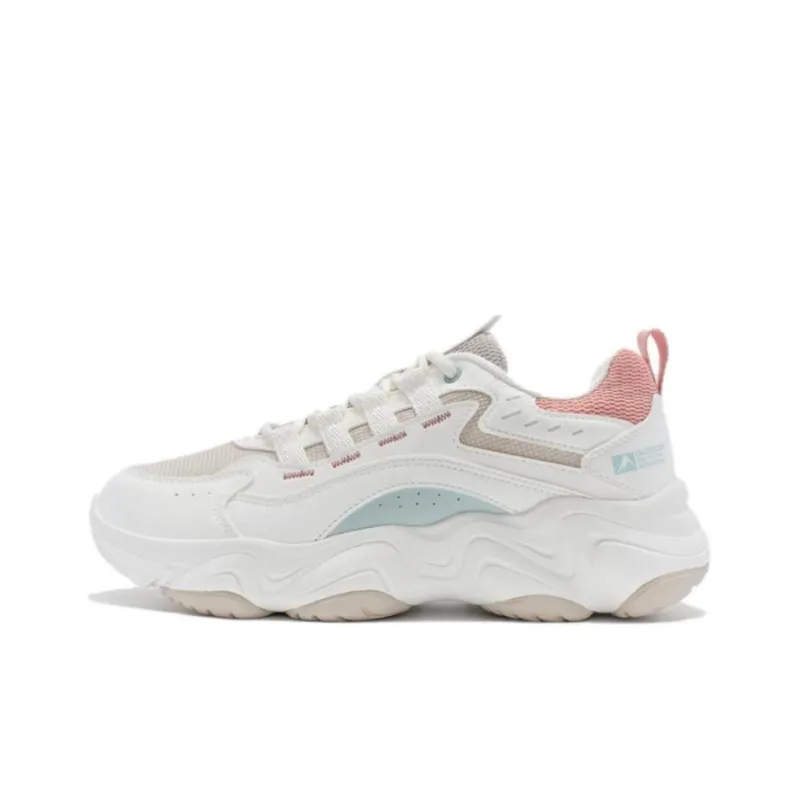 XTEP Lanying 2.0 Slip Resistant Low Top Casual Shoes Women's White Gray-0