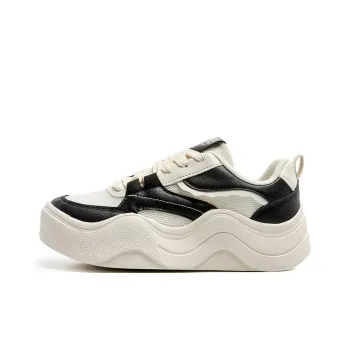 Dafu Leaps Forward Anti Slip Wear Resistant Low Top Skateboard Shoes Women's Black White