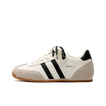 STELLA WEISZ Anti Slip Wear Resistant Low Top Skateboard Shoes Women's Beige Black