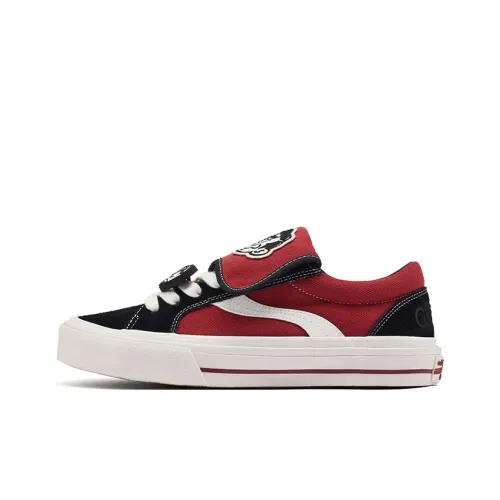 OddCIRKUS Astley Pro Flippie Anti Slip And Wear Resistant Balance Low Top Skateboard Shoes Unisex Black Red